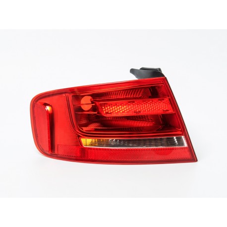 Aizmugurējais lukturis